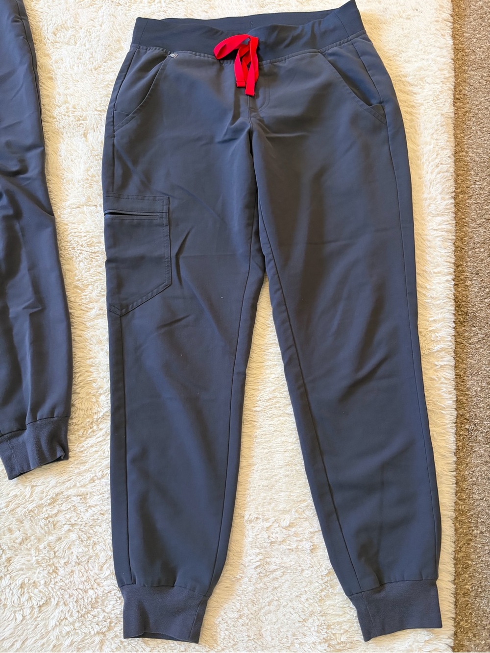 Figs Charcoal Joggers Scrubs with Top